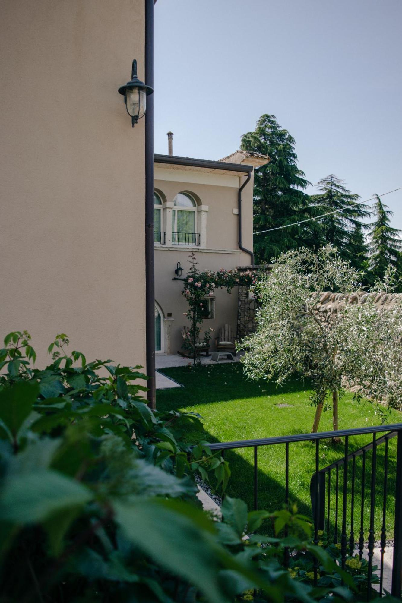 Corte Caiar Bed&Breakfast Caprino Veronese Buitenkant foto