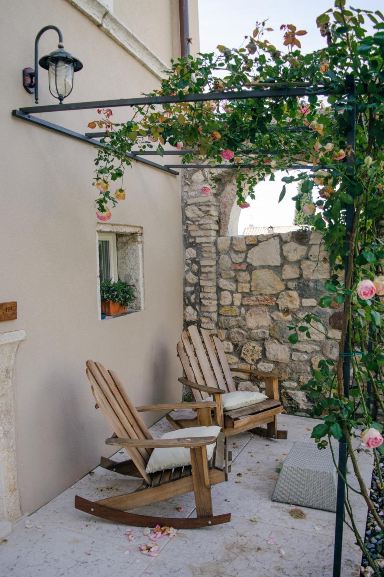 Corte Caiar Bed&Breakfast Caprino Veronese Buitenkant foto